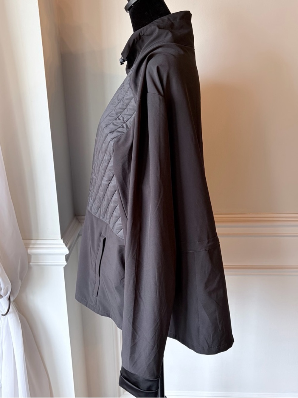 H&M Move Running Jacket - Picture 4 of 8